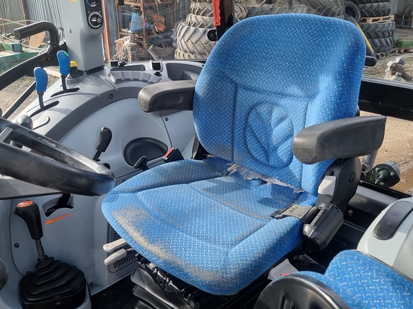 Chris Atkin & Son Ltd - New Holland T4.85 & Loader